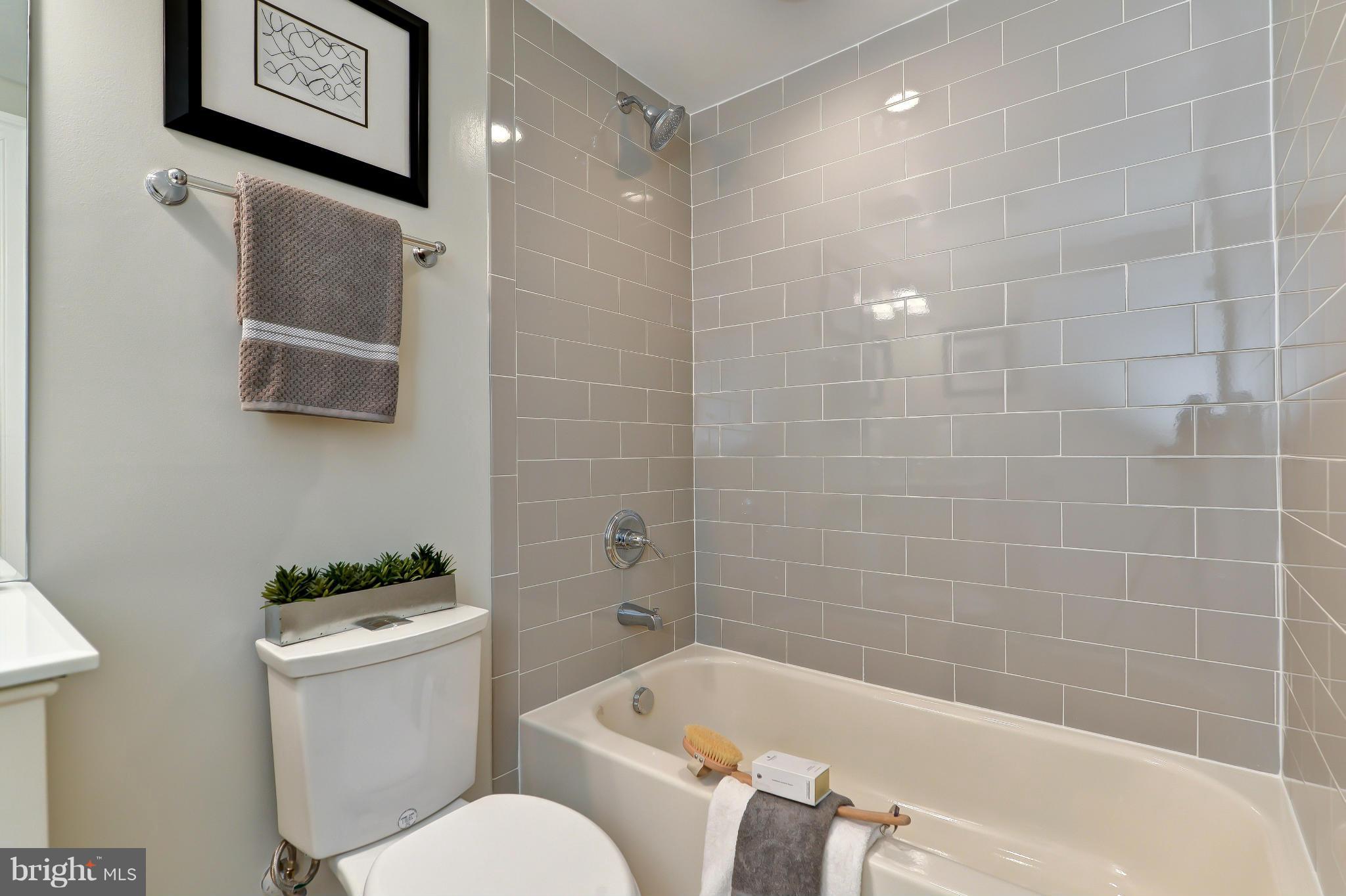 3921 Fulton Street Northwest, Unit 2 Washington, DC 20007 - Photo 19 of 24 Bath