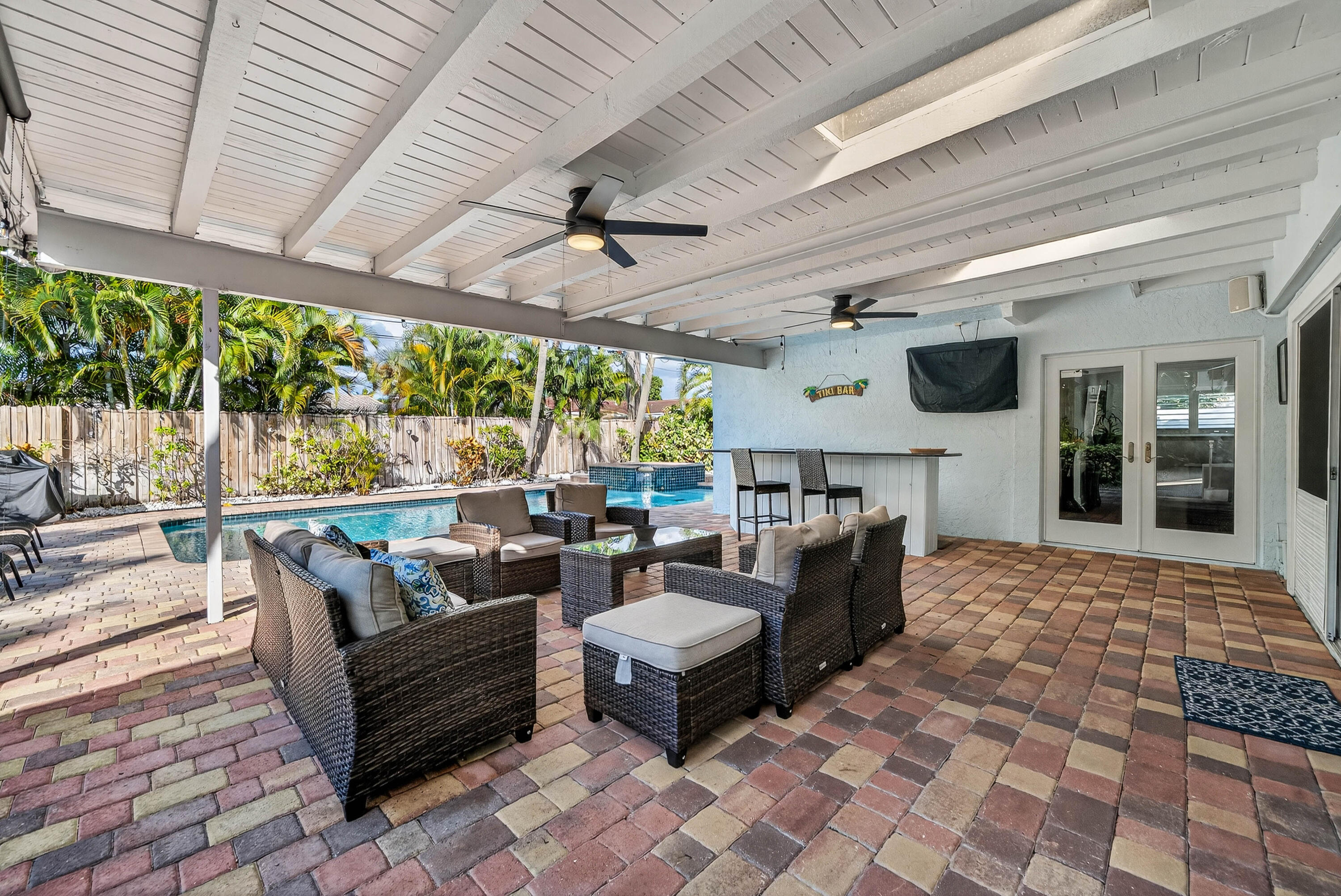 2081 Northeast 25th Street Lighthouse Point, FL 33064 - Photo 34 of 55 034-2081Northeast25thStreet-LighthousePo