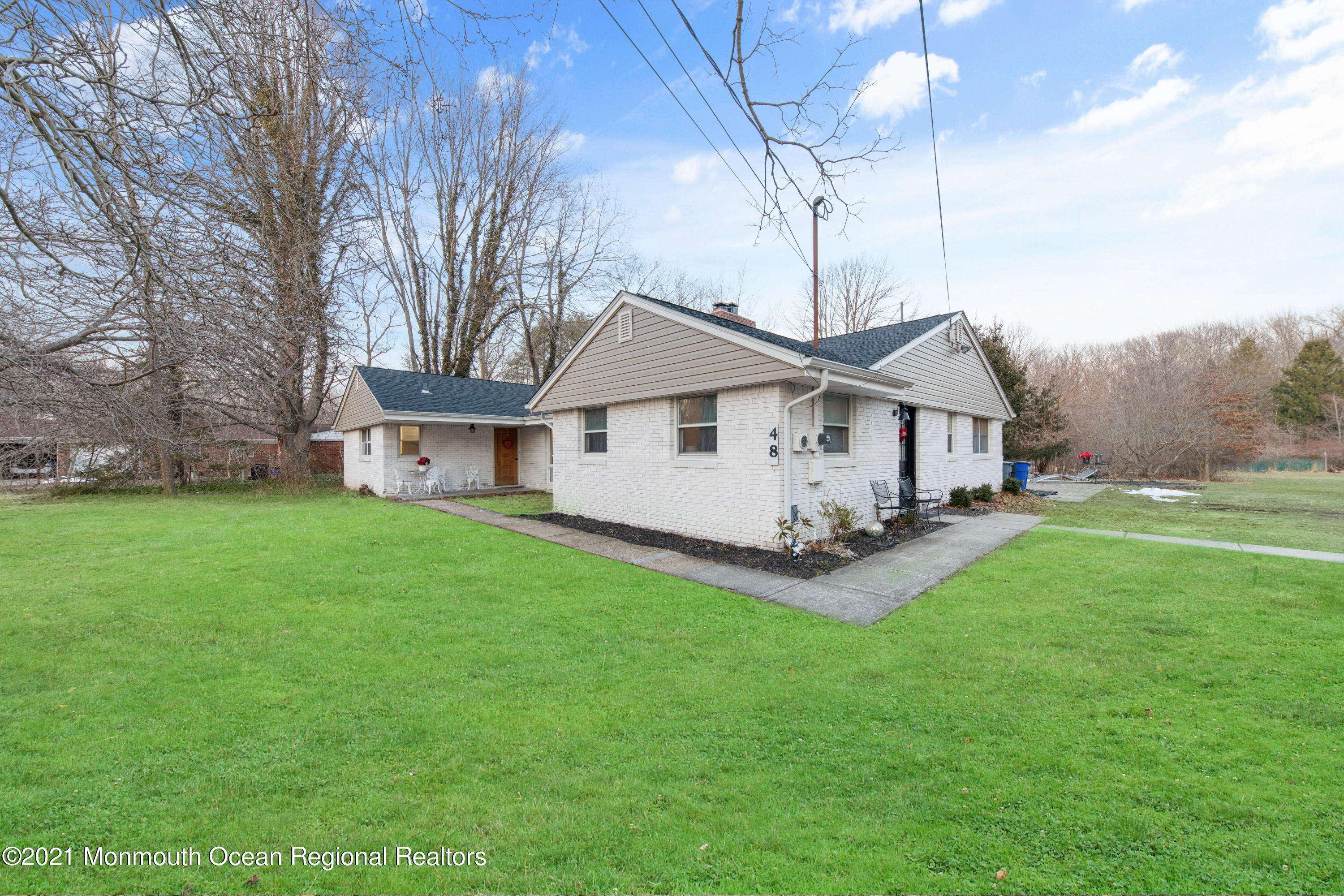 48 Daum Road Manalapan, NJ 07726 - Photo 2 of 19 48DaumRd-21