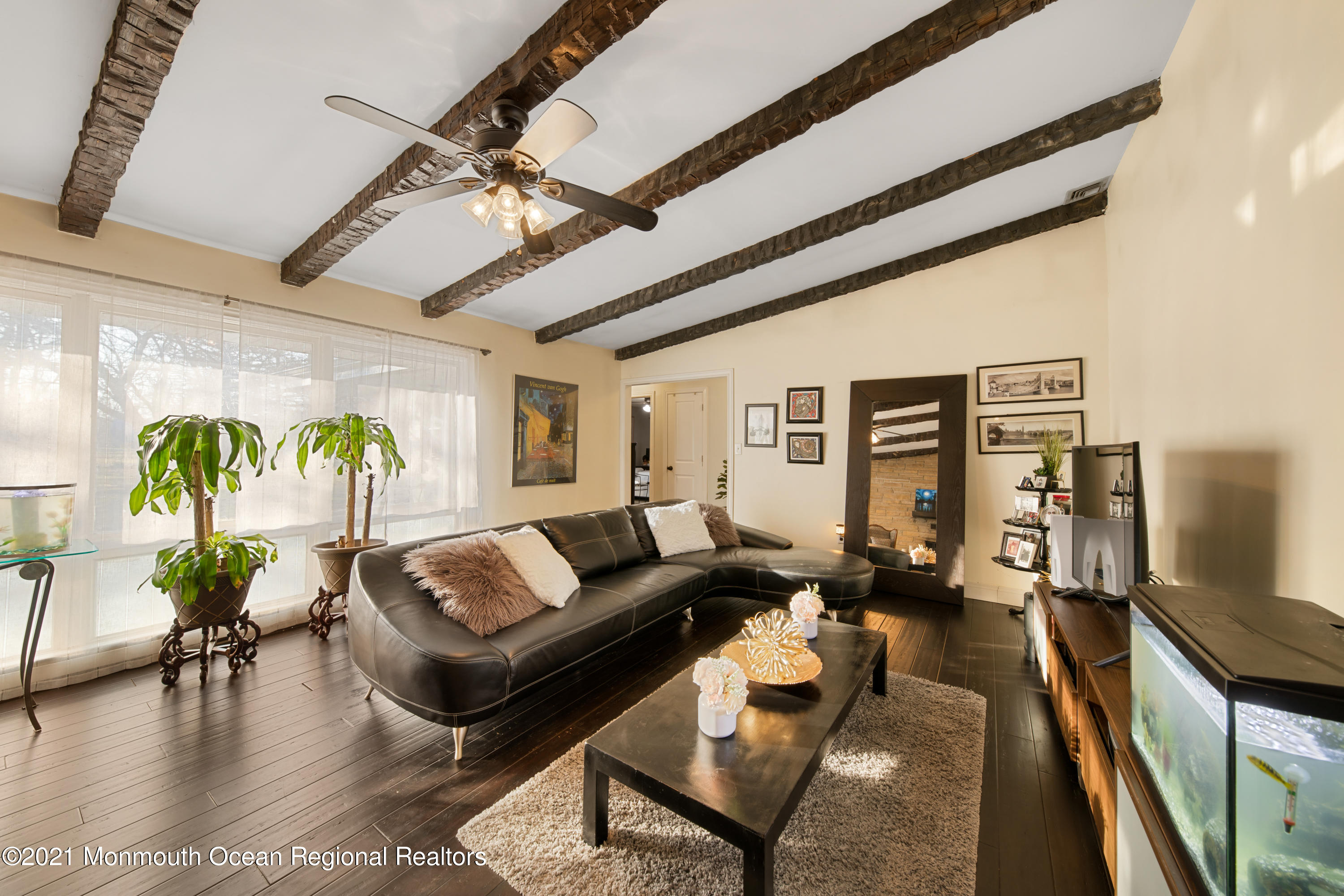 48 Daum Road Manalapan, NJ 07726 - Photo 4 of 19 48DaumRd-3