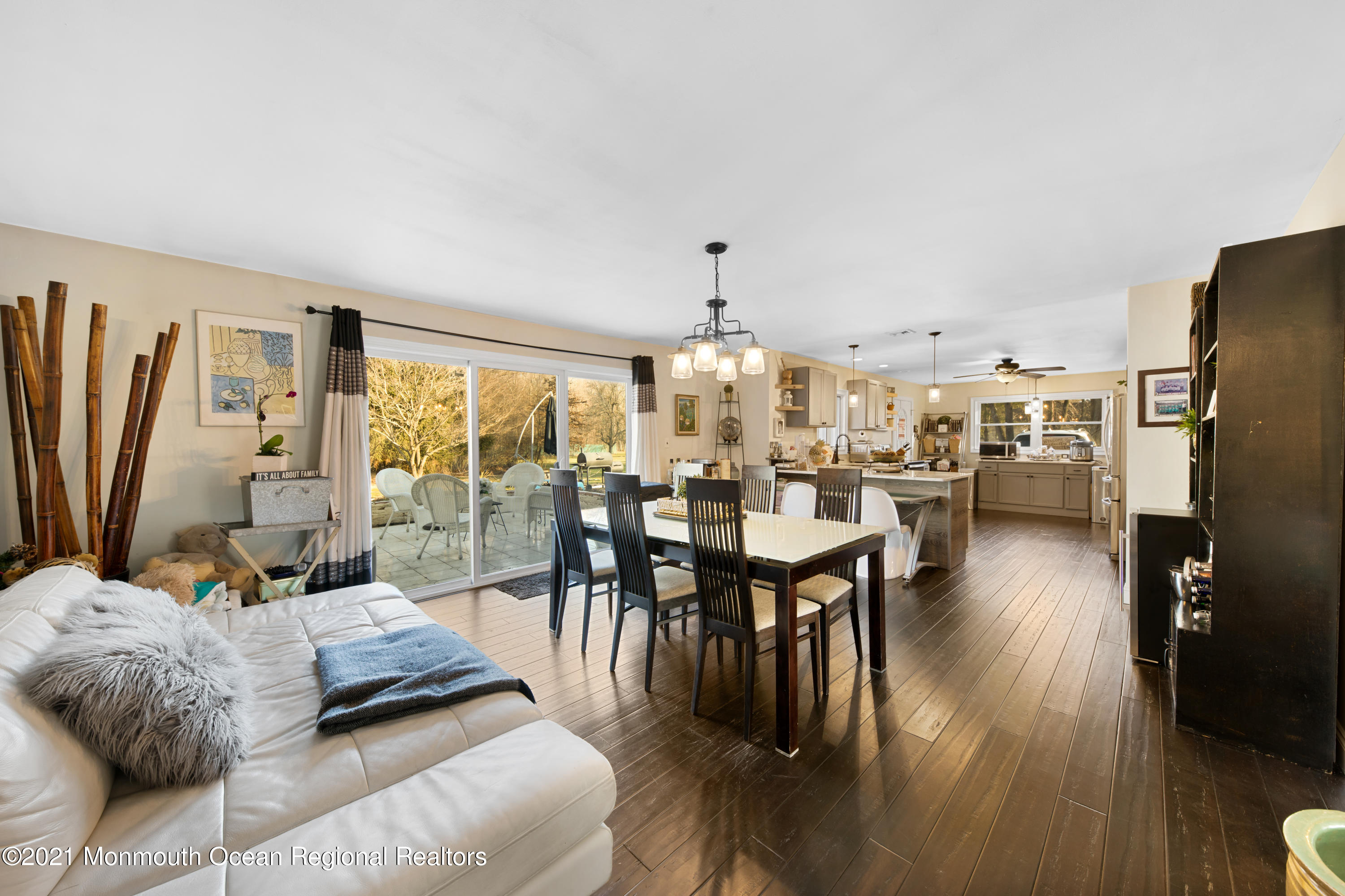 48 Daum Road Manalapan, NJ 07726 - Photo 6 of 19 48DaumRd-6