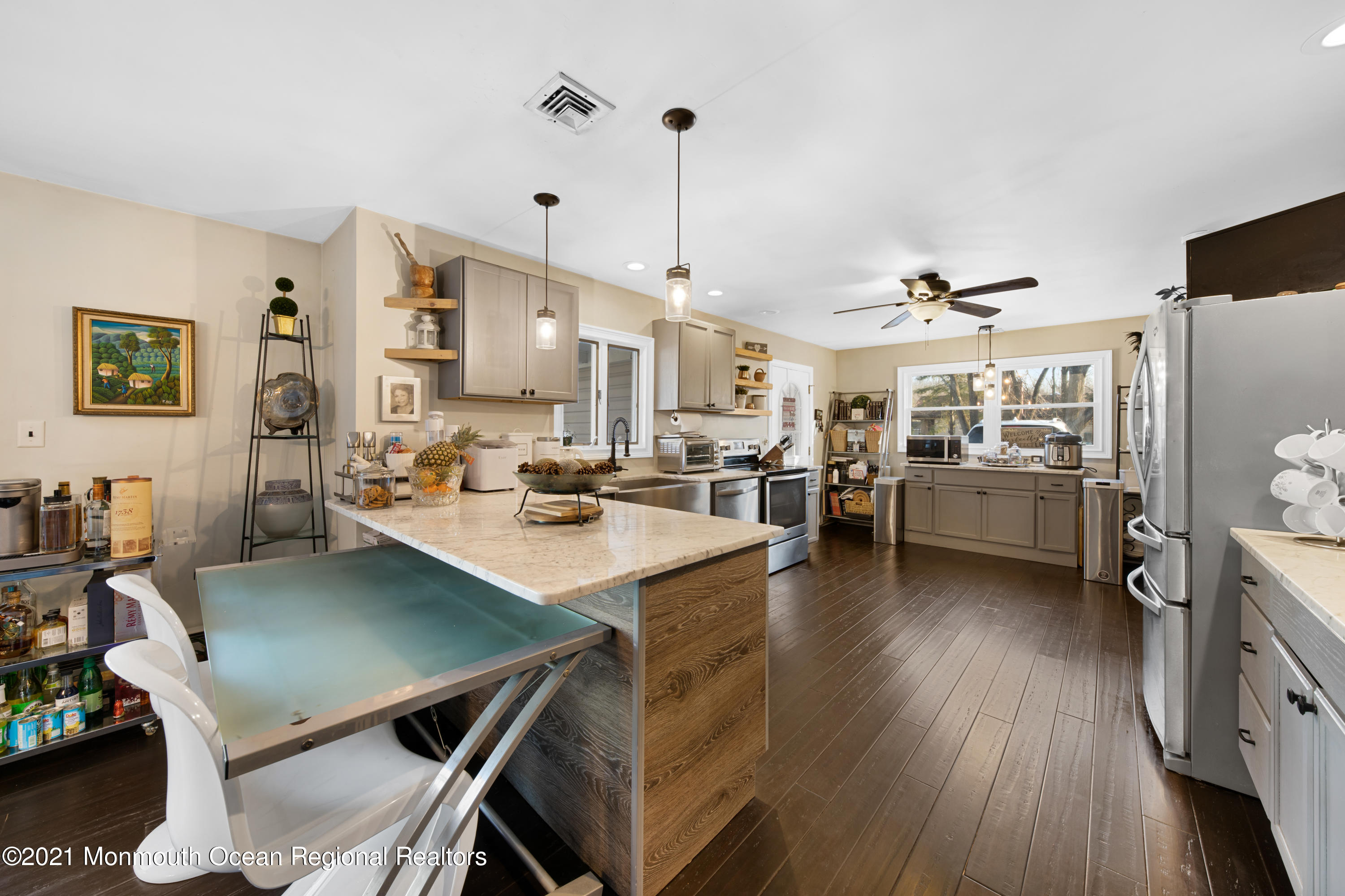 48 Daum Road Manalapan, NJ 07726 - Photo 8 of 19 48DaumRd-8