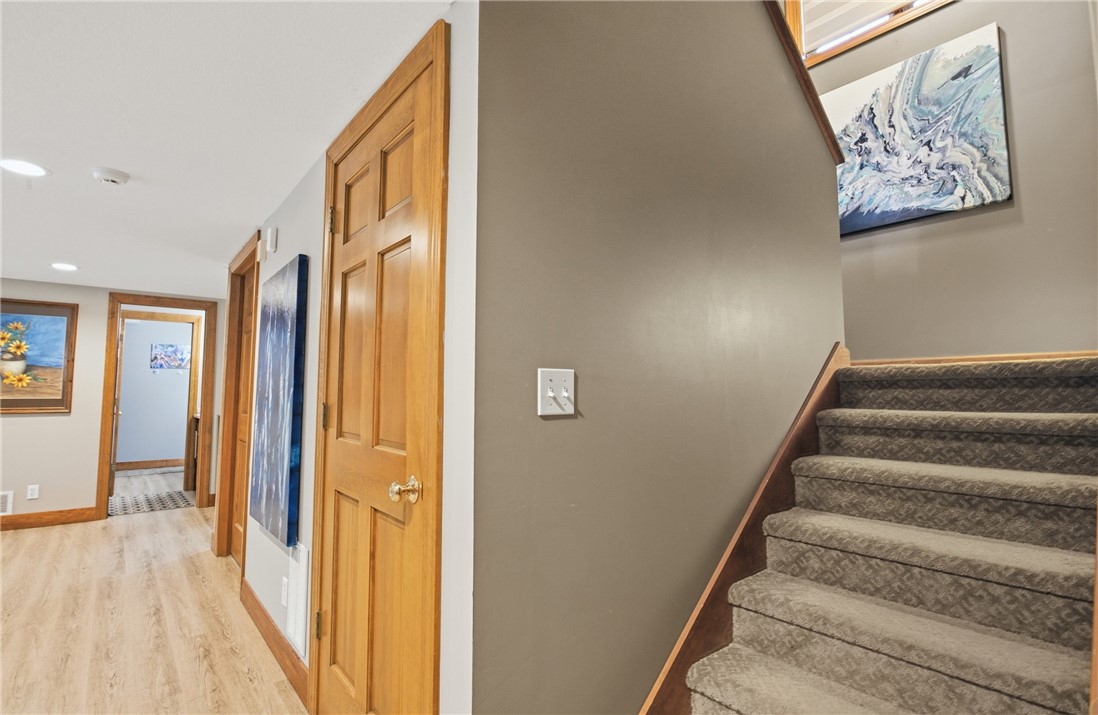 12511 Old State Road Charleston, IL 61920 - Photo 23 of 48
