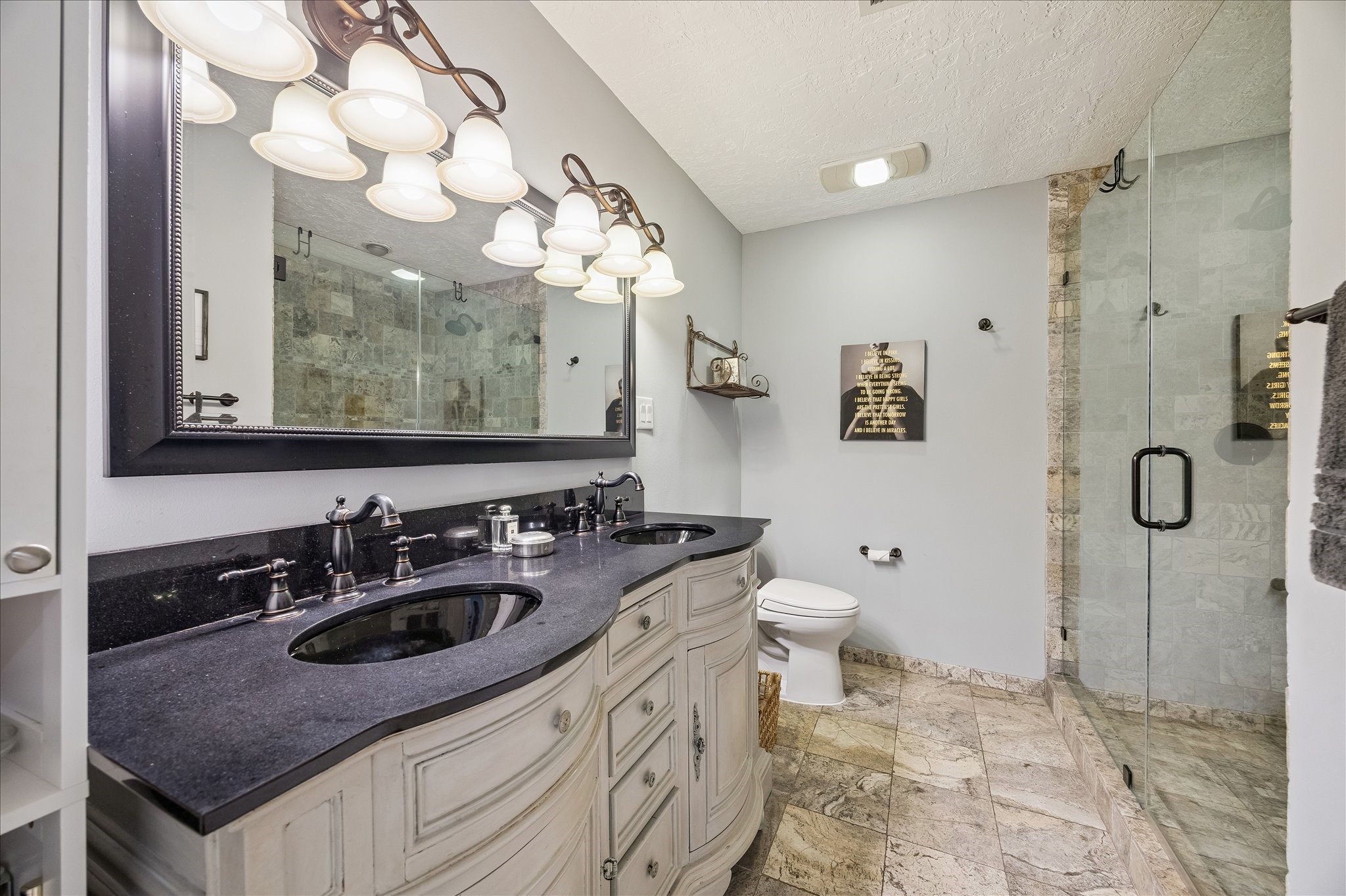 4520 Dickson Street Houston, TX 77007 - Photo 14 of 25 Primary bathroom with double sinks.