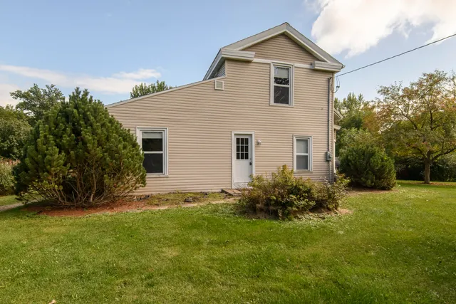 $359,900 | 320 Mill Street, Fox Lake, WI 53933