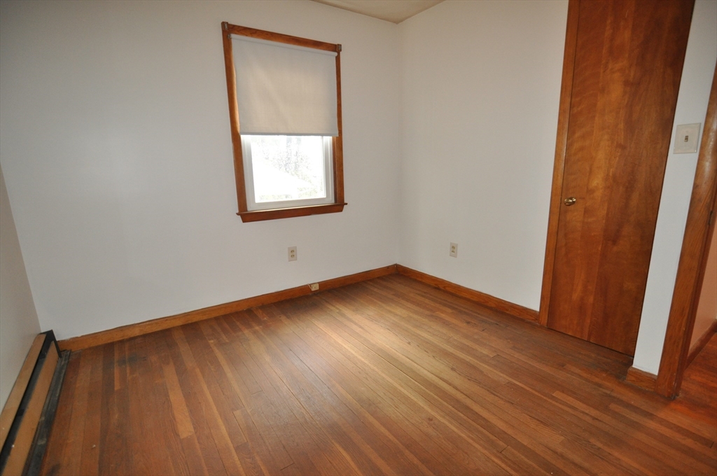 149 Shaker Road Westfield, MA 01085 - Photo 16 of 23