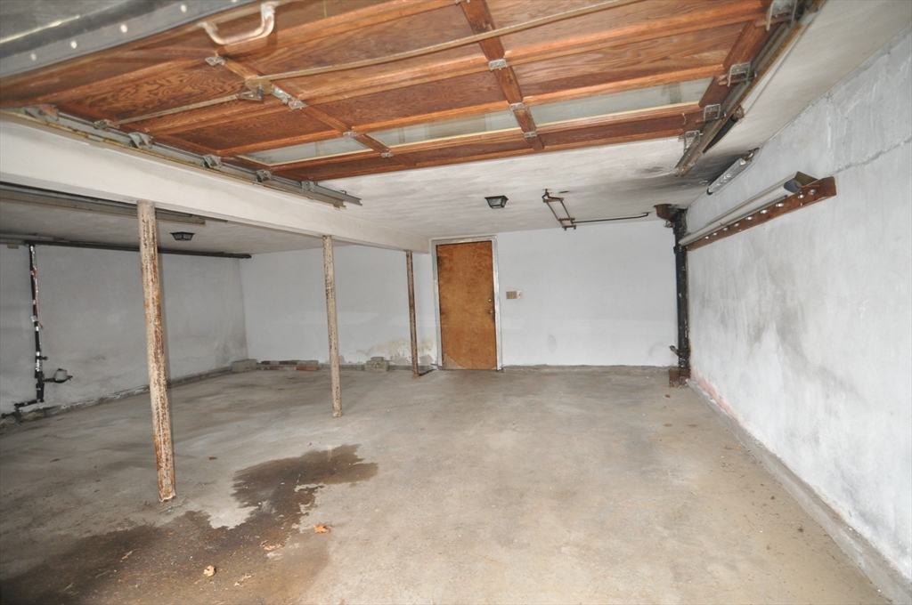 149 Shaker Road Westfield, MA 01085 - Photo 22 of 23