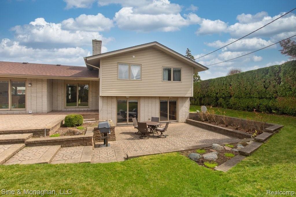 757 Shelden Road Grosse Pointe Shores, MI 48236 - Photo 23 of 27