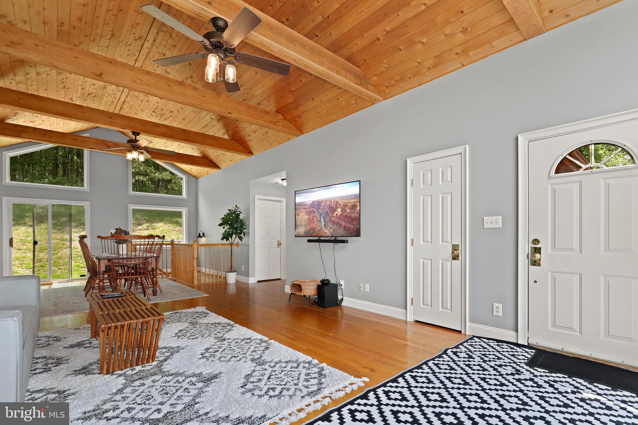 524 Freezeland Road Linden, VA 22642 - Photo 7 of 44 Gallery Image 7