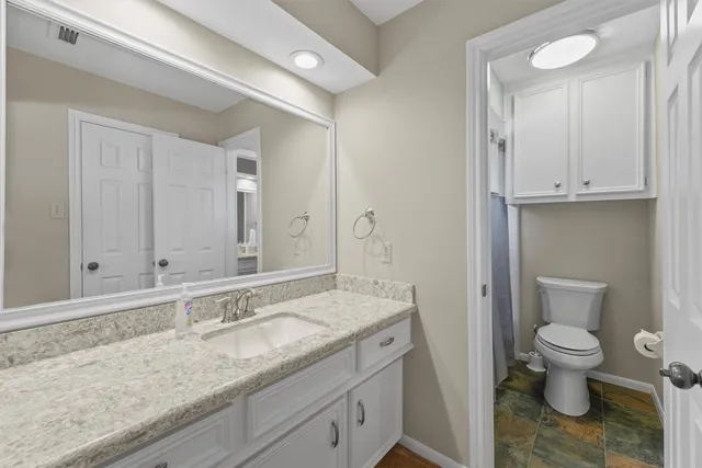 $765,000 | 2023 Forest Garden Drive, Kingwood, TX 77345