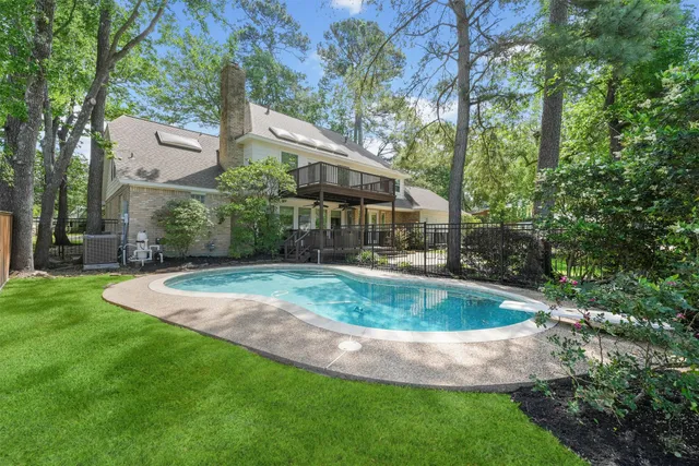 $765,000 | 2023 Forest Garden Drive, Kingwood, TX 77345