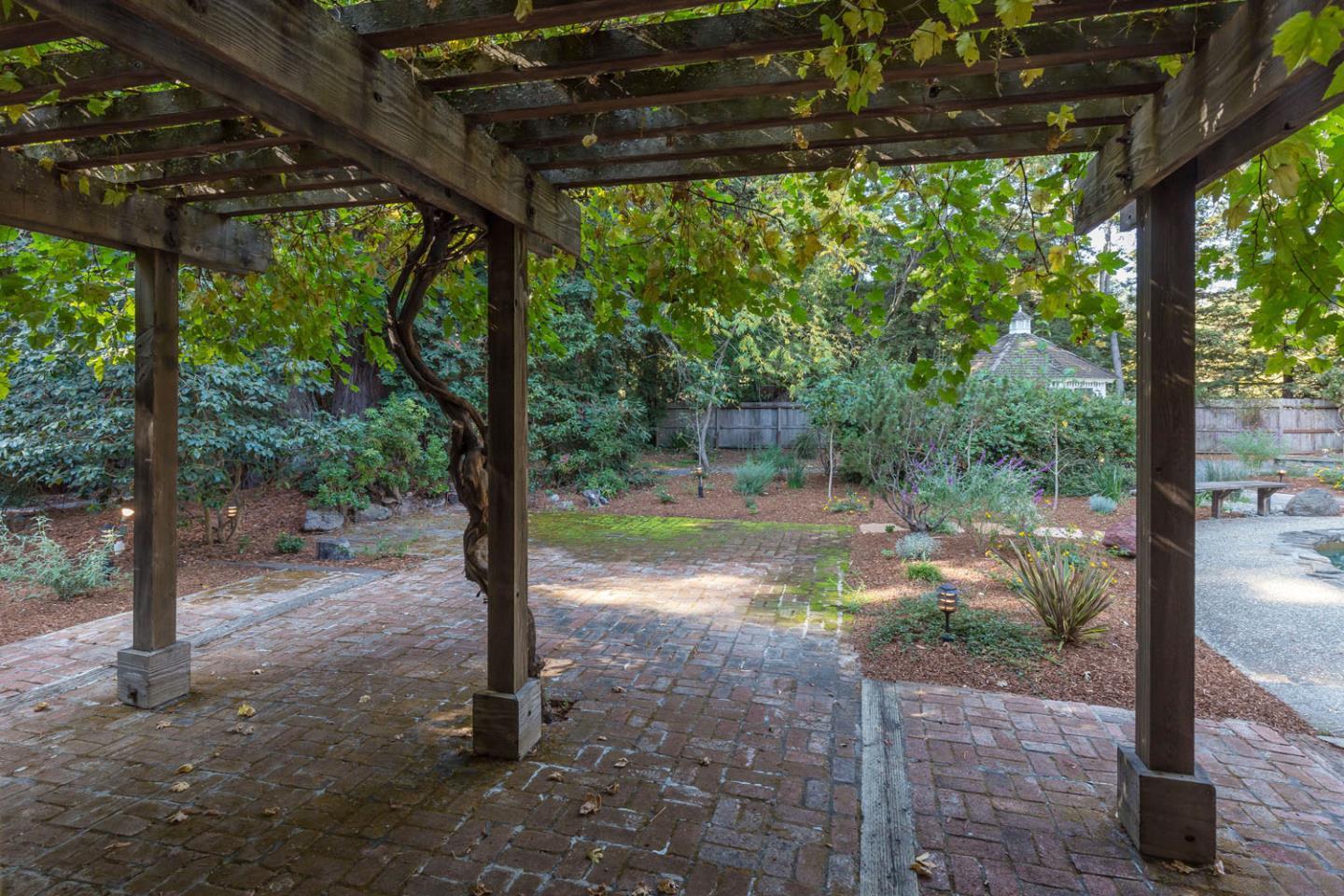 110 Fox Hollow Road Woodside, CA 94062 - Photo 4 of 33