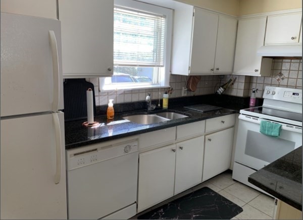 177 Franklin Street, Unit 2 Stoneham, MA 02180 - Photo 4 of 39