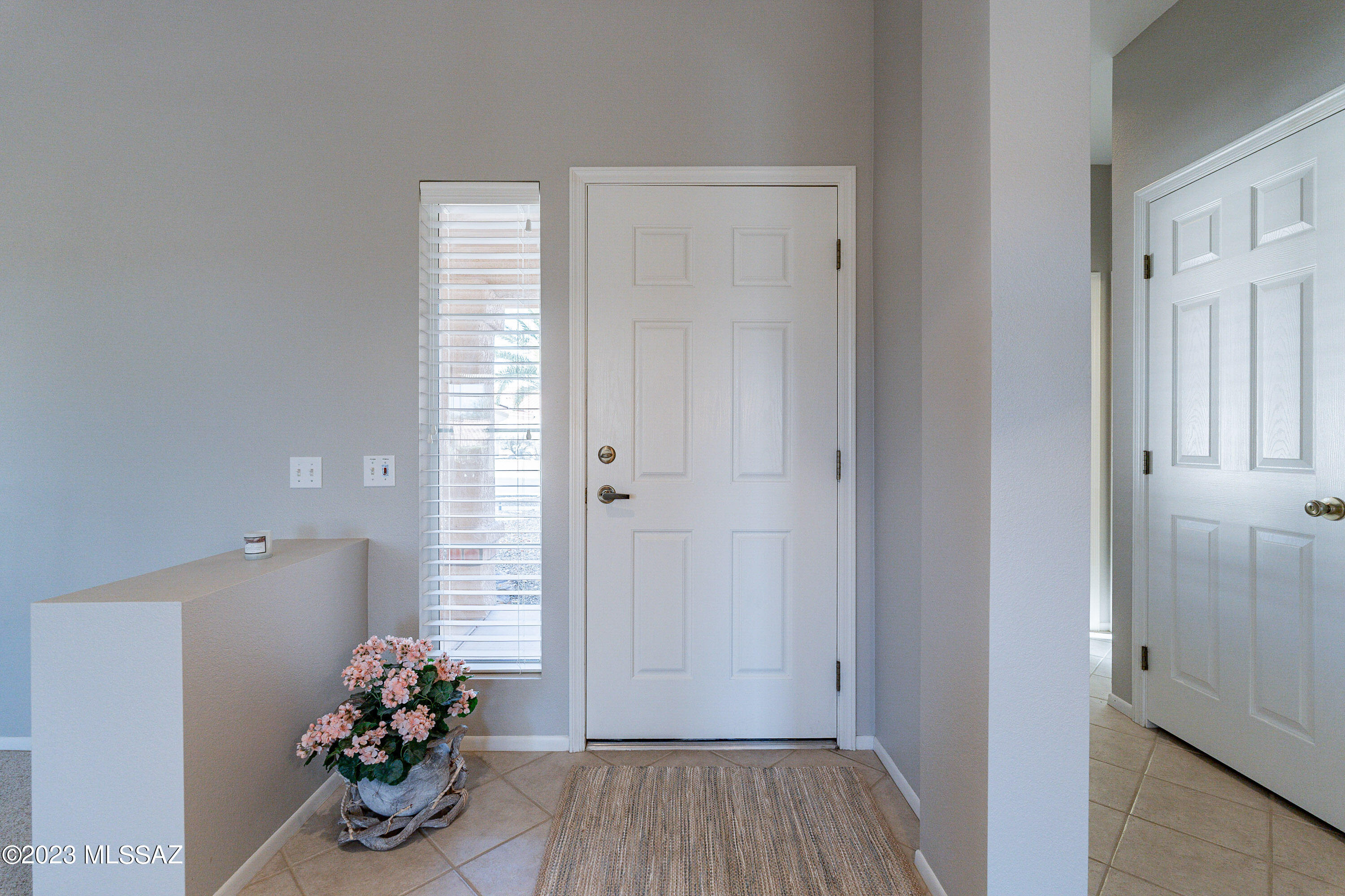 14717 North Palm Ridge Drive Oro Valley, AZ 85755 - Photo 5 of 38
