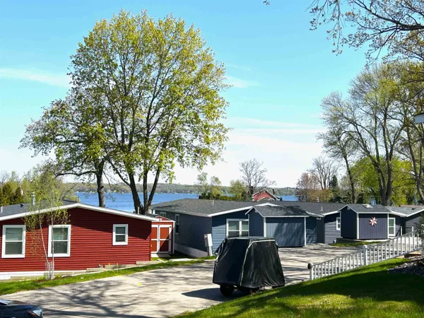 $129,900 | W1325 Spring Grove Road, Ripon, WI 54971