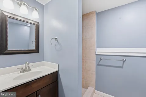$649,999 | 7916 Frye Road, Alexandria, VA 22309