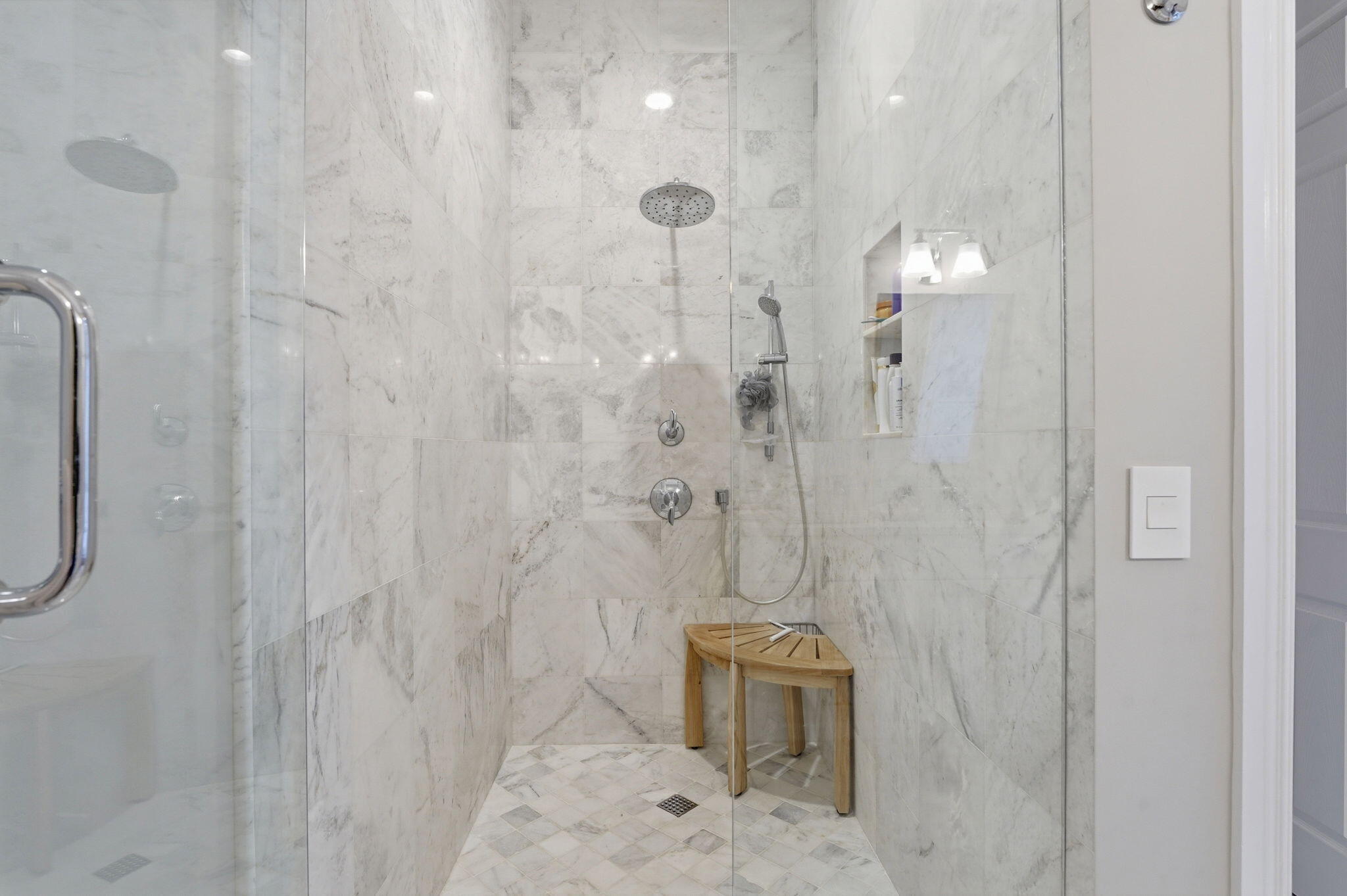 921 Osceola Drive, Unit 2 Boca Raton, FL 33432 - Photo 49 of 69 3rd Bedroom Bathroom