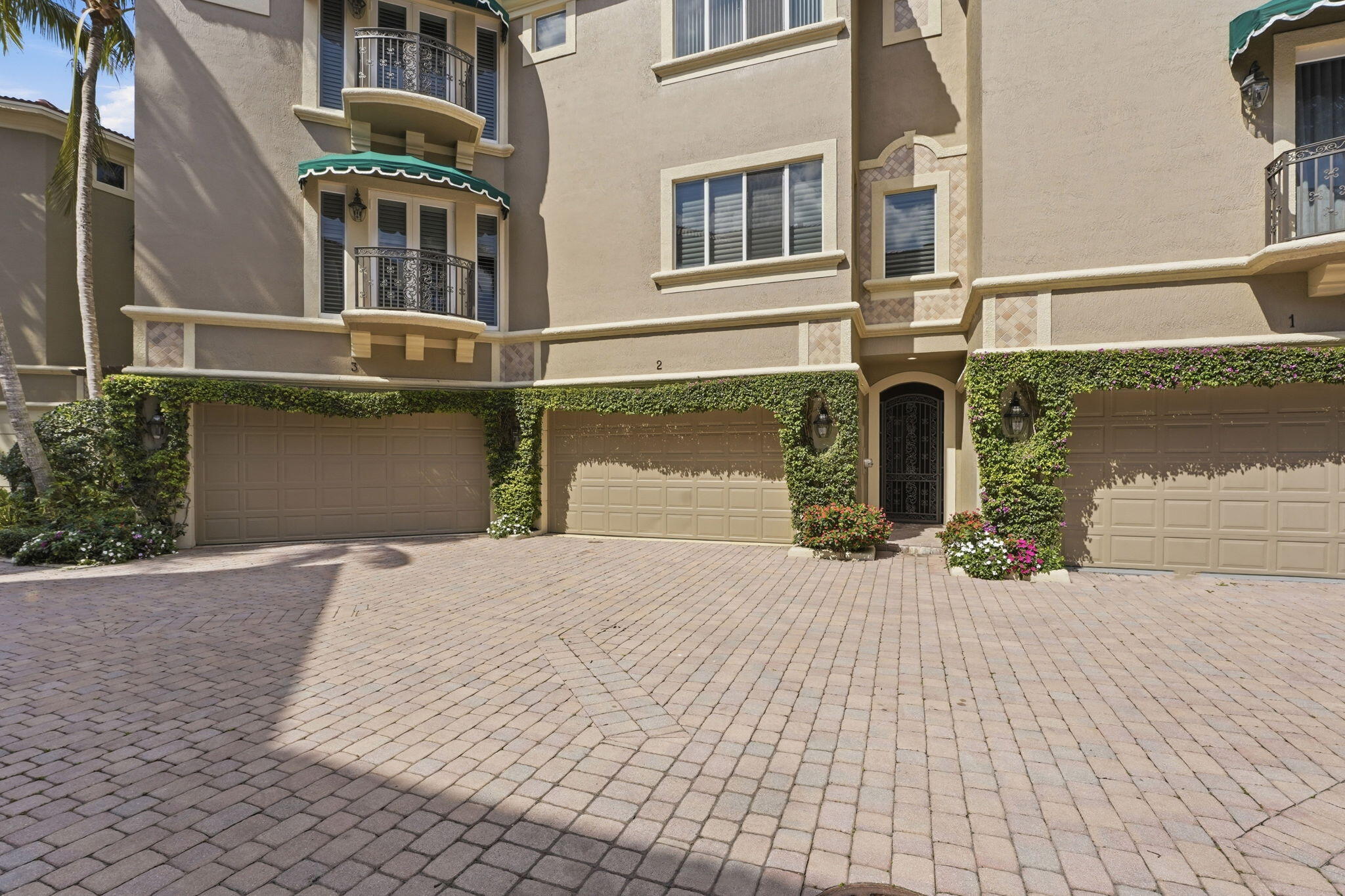 921 Osceola Drive, Unit 2 Boca Raton, FL 33432 - Photo 58 of 69 Exterior View