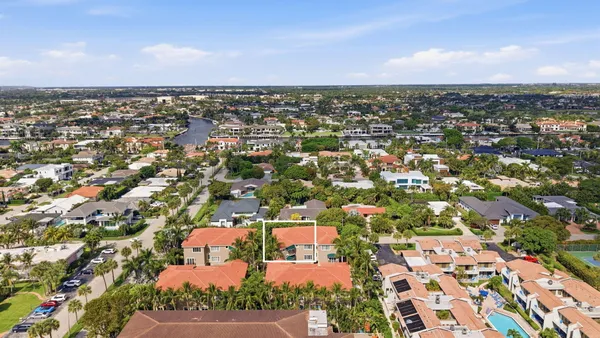 $13,000 | 921 Osceola Drive, Unit 2, Boca Raton, FL 33432