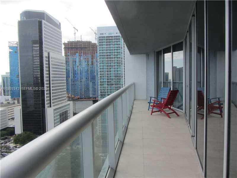 495 Brickell Avenue, Unit 2401 Miami, FL 33131 - Photo 8 of 36