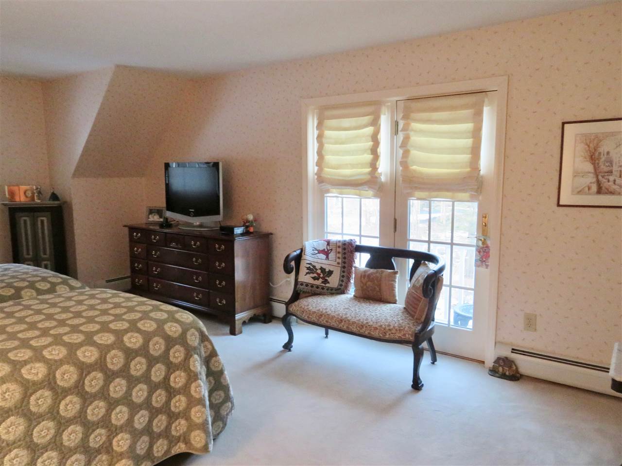 16 Coach Road Stratham, NH 03885 - Photo 19 of 40