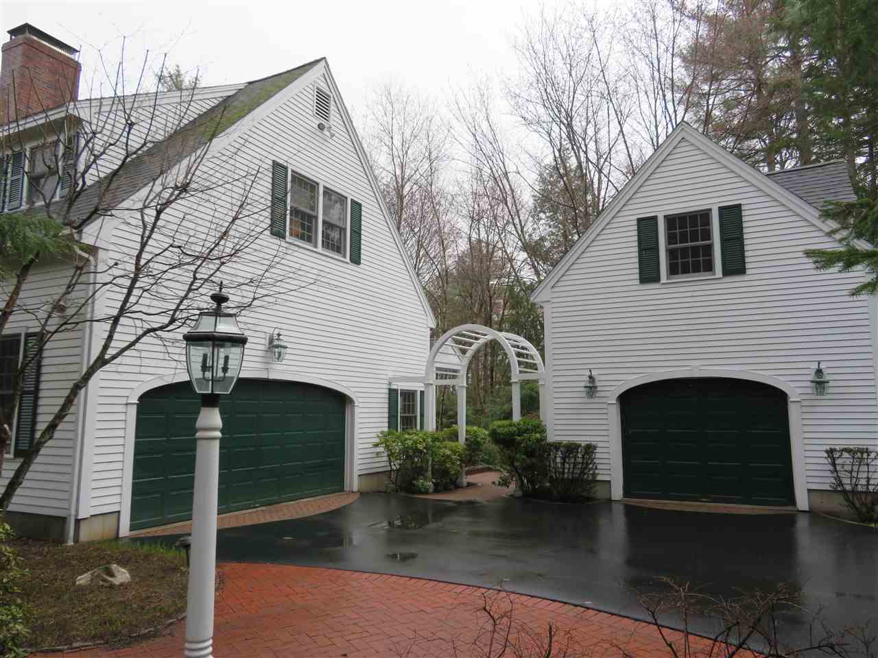 16 Coach Road Stratham, NH 03885 - Photo 3 of 40