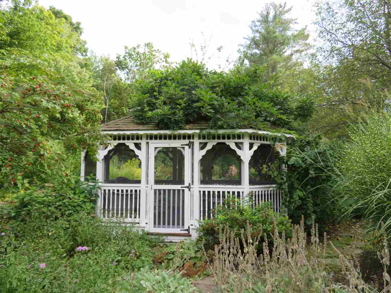 16 Coach Road Stratham, NH 03885 - Photo 34 of 40