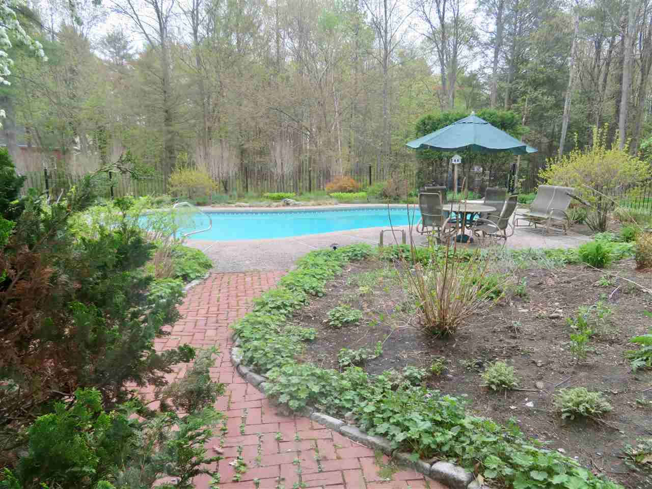 16 Coach Road Stratham, NH 03885 - Photo 35 of 40