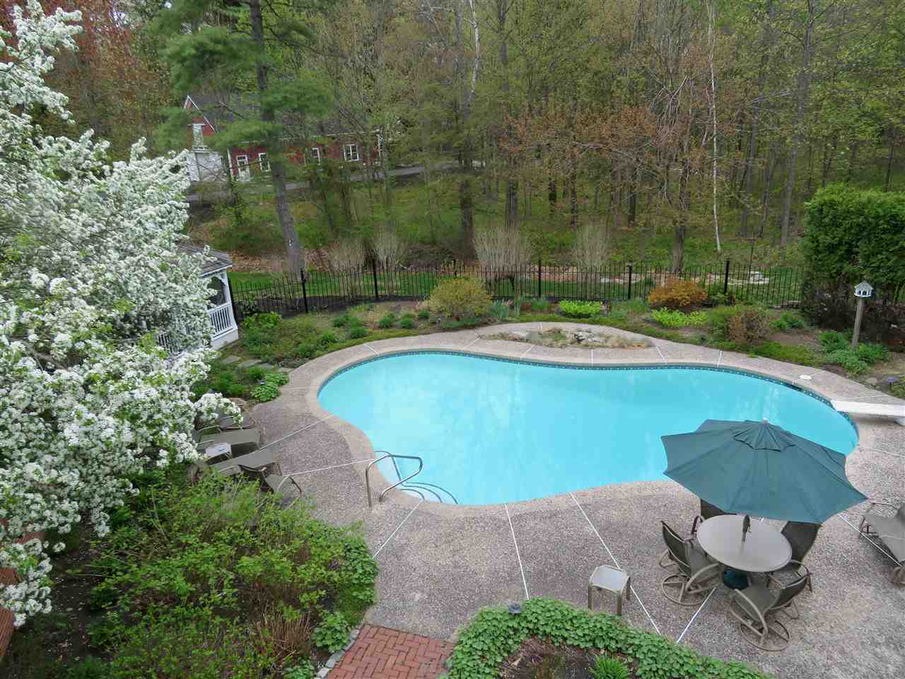 16 Coach Road Stratham, NH 03885 - Photo 36 of 40