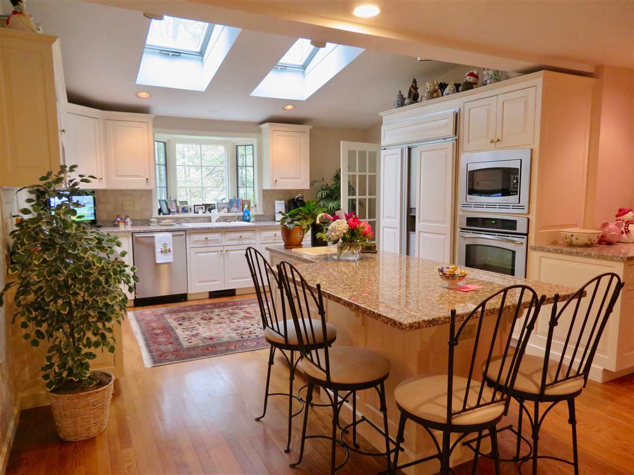 16 Coach Road Stratham, NH 03885 - Photo 8 of 40