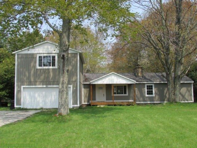 182 Farr Road Muskegon, MI 49441 - Photo 2 of 13 Additional Photo