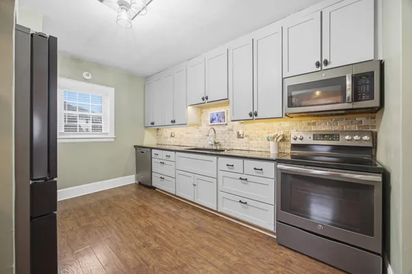 $245,000 | 519 14th Street South, Fargo, ND 58103