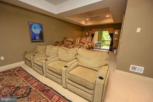 a view of a livingroom with furniture