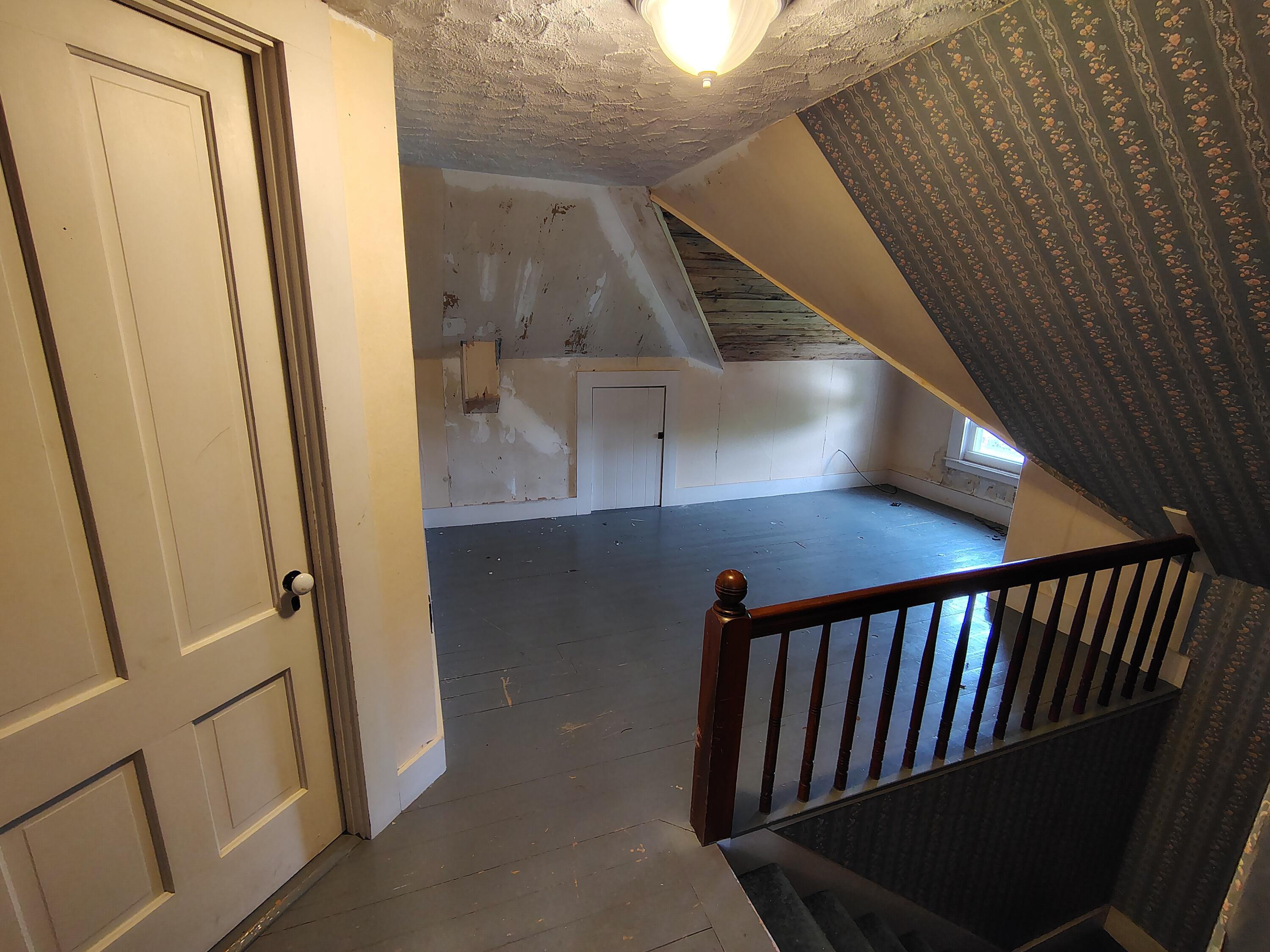 47 High Street Houlton, ME 04730 - Photo 27 of 50 3rd Floor area