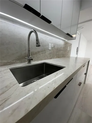 $2,550 | 5055 Northwest 7th Street, Unit 801, Miami, FL 33126