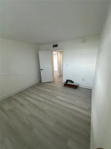 $2,550 | 5055 Northwest 7th Street, Unit 801, Miami, FL 33126