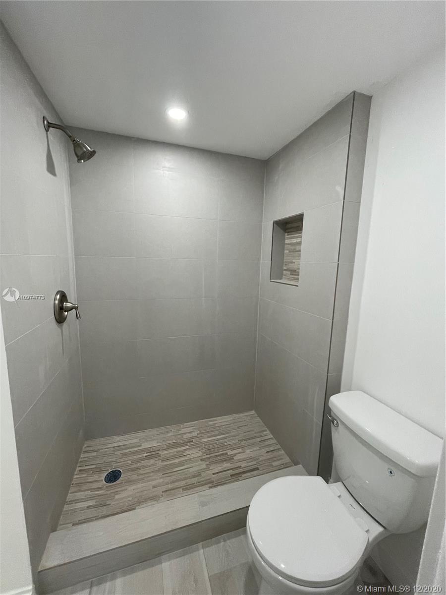 2160 Southwest 16th Avenue, Unit 115 Miami, FL 33145 - Photo 17 of 28