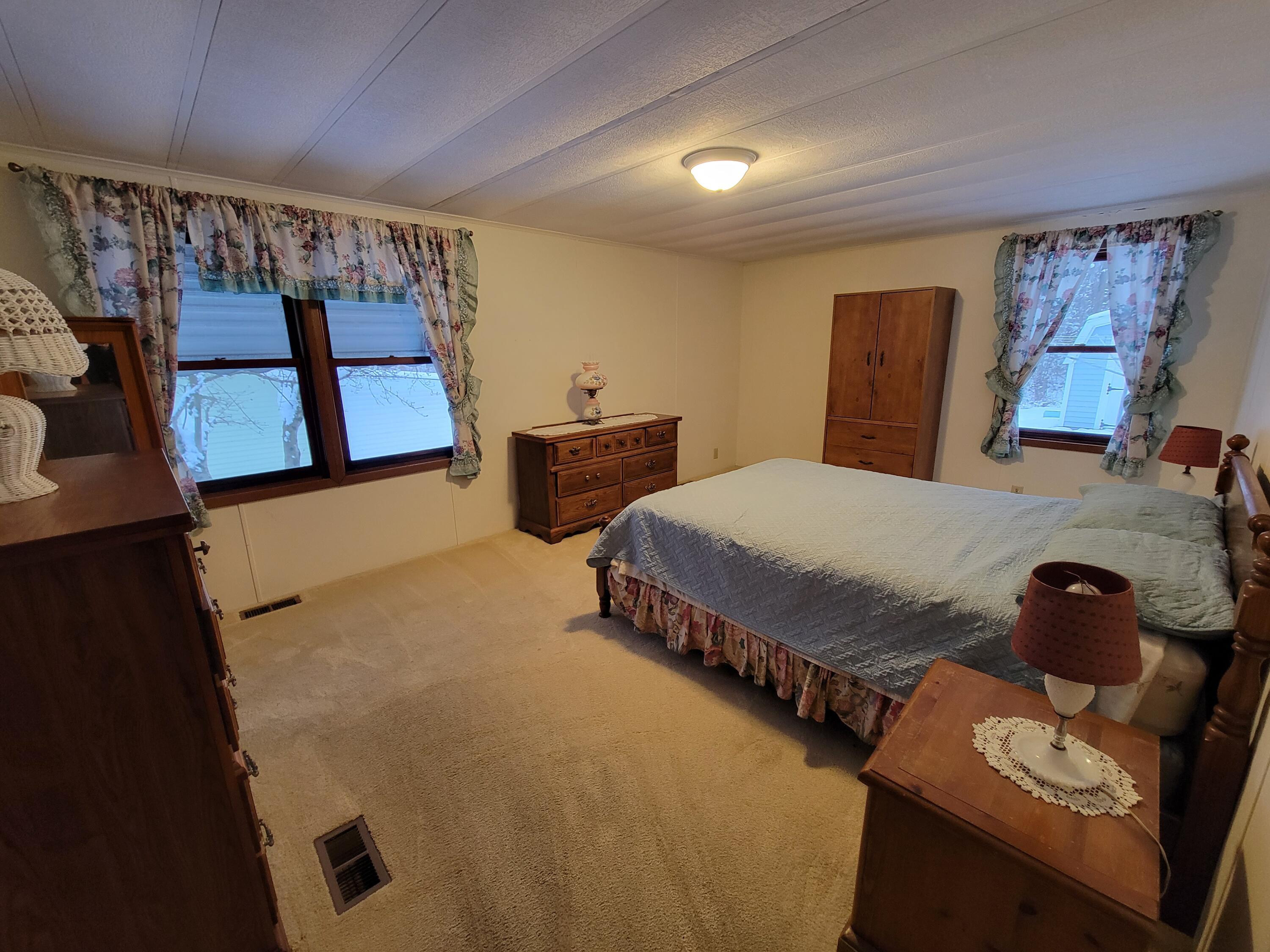 32 Shady Lane Springfield, OH 45504 - Photo 9 of 16
