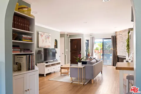 $449,000 | 14325 Terra Bella Street, Unit C, Panorama City, CA 91402