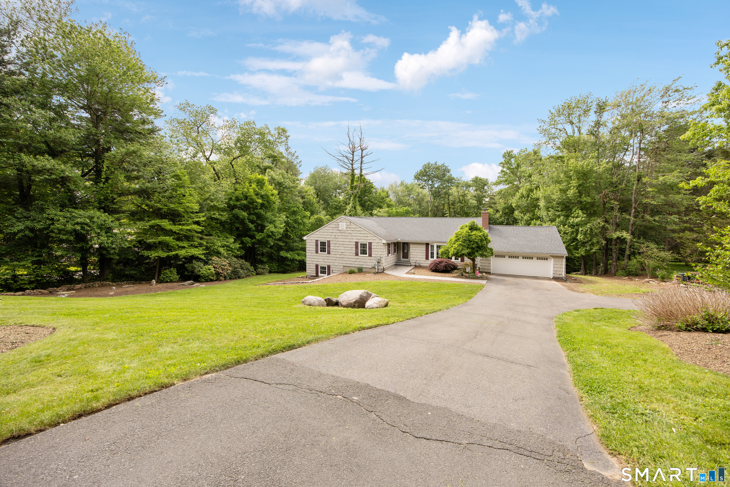 26 Brookmoor Road Avon, CT 06001 - Photo 31 of 38