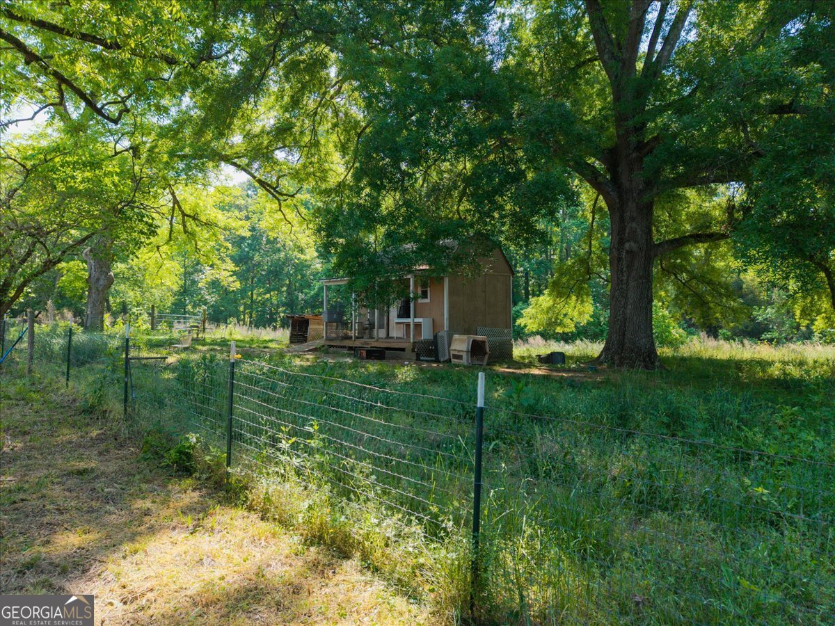2700 Godfrey Road Madison, GA 30650 - Photo 38 of 44