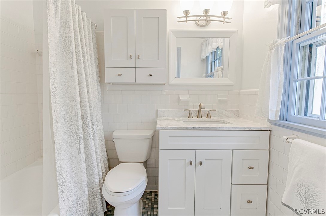 4267 Cheyenne Road Richmond, VA 23235 - Photo 27 of 50 primary bath
