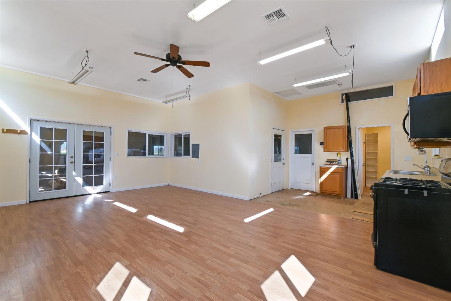 15655 County Road 45 Guinda, CA 95637 - Photo 29 of 66 a view of a livingroom with a workspace