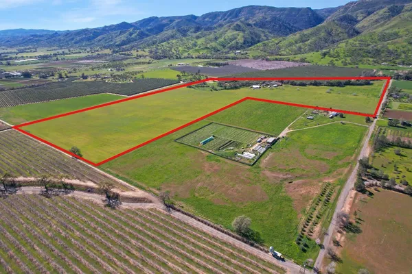 $1,350,000 | 15655 County Road 45, Guinda, CA 95637