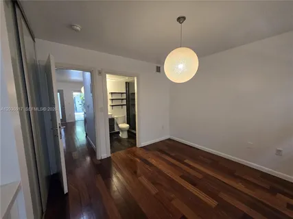 $1,950 | 1560 Pennsylvania Avenue, Unit 216, Miami Beach, FL 33139