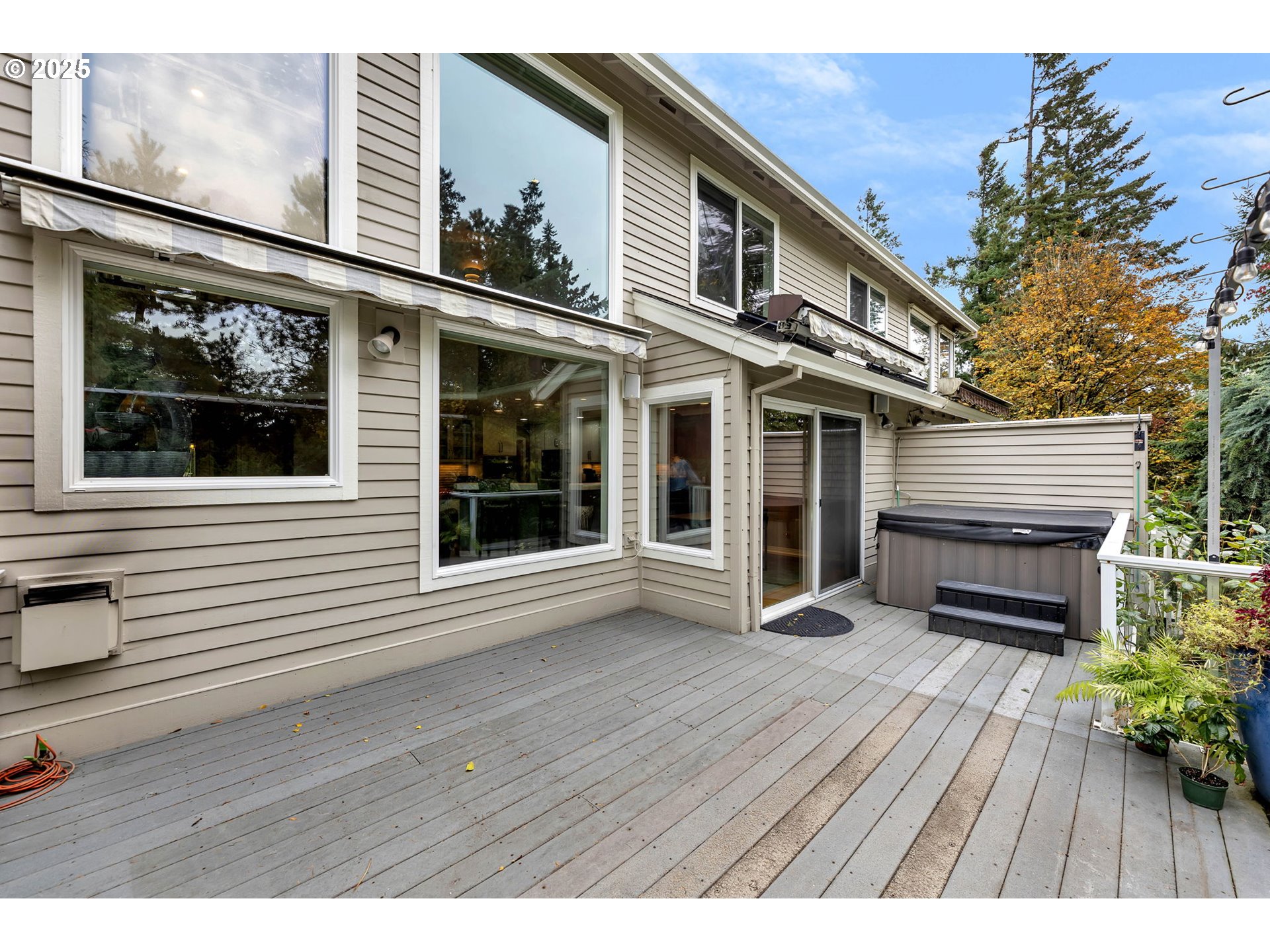 3496 Chaparrel Loop West Linn, OR 97068 - Photo 34 of 41 a view of a house with a balcony