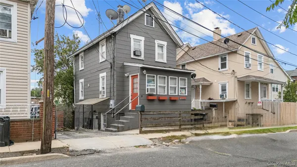 $574,900 | 9 Willow Street, Glen Cove, NY 11542