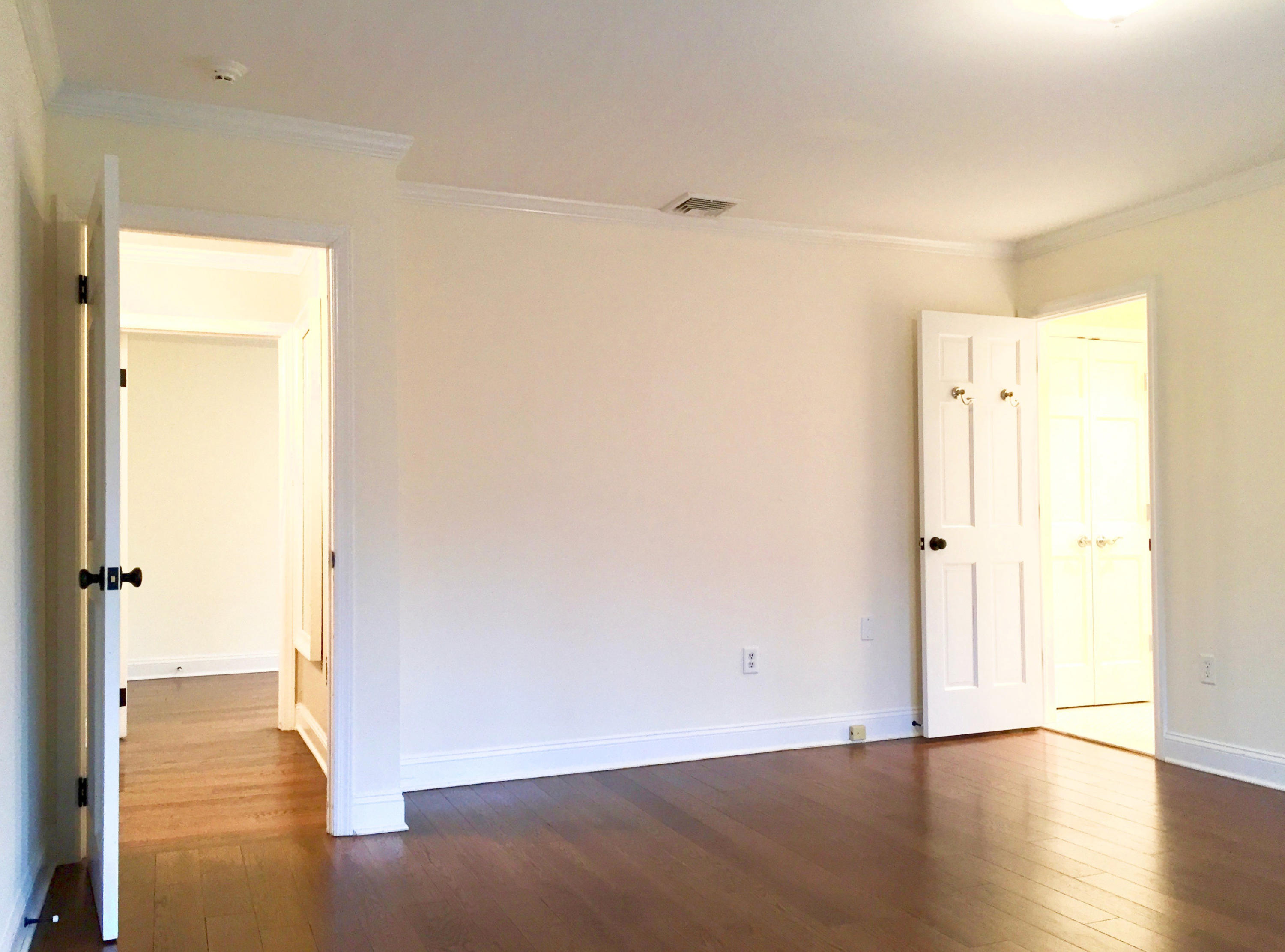 181 Middlesex Road Darien, CT 06820 - Photo 21 of 38 a view of a hallway with wooden floor