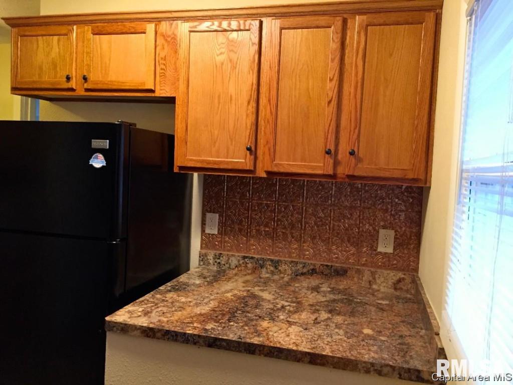 615 New Street Springfield, IL 62704 - Photo 4 of 8