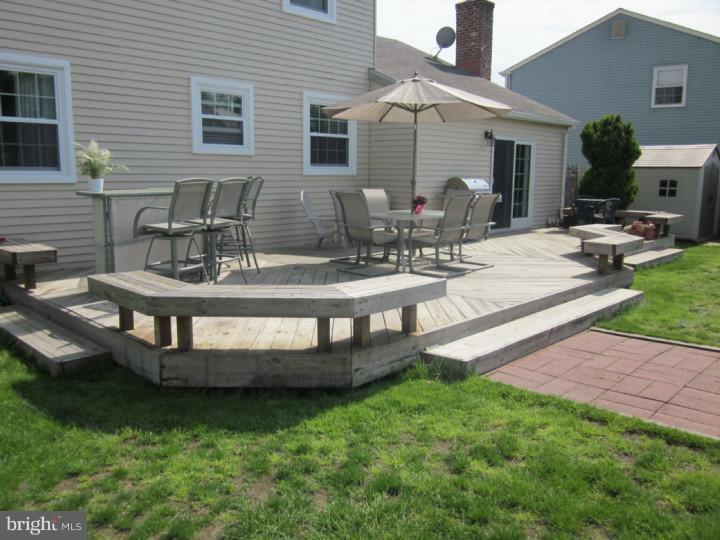 6 Midwood Road Evesham, NJ 08053 - Photo 23 of 25 Deck